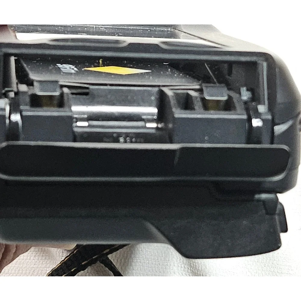 Polaroid Captiva SLR Auto Focus 95 Instant Film Camera‎ with Strap